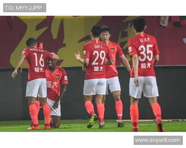 8月25日山东鲁能迎战广州恒大激战在即球迷期待精彩对决